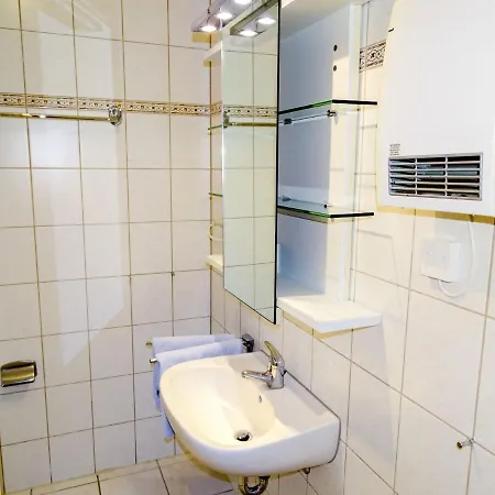 Daire Gollwitzer Park - Insel Poel-1 By Interhome Gollwitz